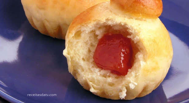 Receita de brioches com goiabada